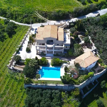 Luxury Allure Villa *