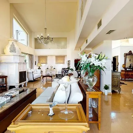 Villa Luxury Allure Dhafnes
