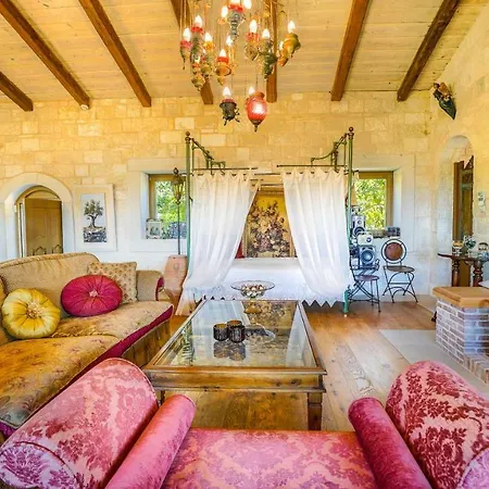 Luxury Allure Dhafnes